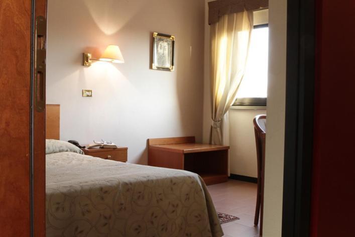 Hotel City Piacenza Room photo