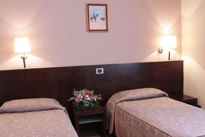Hotel City Piacenza Room photo